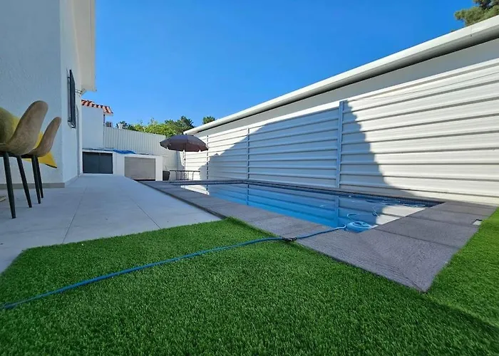 House Of Belverde With Pool
